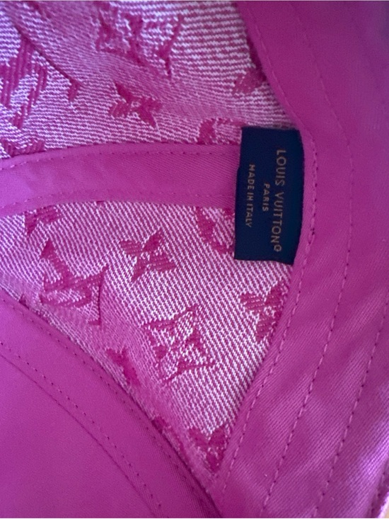 Louis Vuitton Hot Pink Rose Denim Monogram Baseball Cap size medium M5416M